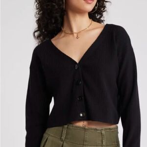 #112 NORDSTROM B.P. Black Ribbed Cropped Sweater